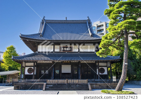 Hotei-son, the first Yamate Seven Lucky God of the Edo period, is at Zuishoji Temple in Shirokanedai. Hotei-son, the first Yamate Seven Lucky God of the Edo period, is at Zuishoji Temple in Shirokanedai. 108527423