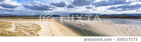 Sheskinmore bay between Ardara and Portnoo in Donegal - Ireland. 108527573