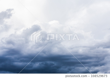 dark storm clouds before rain dark storm clouds before rain 108529673