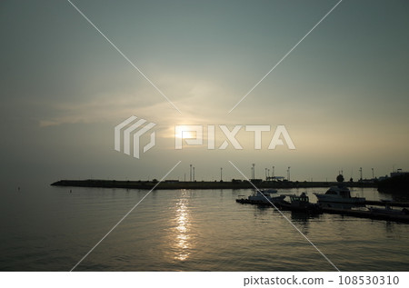 海邊餐廳_嘉手納的日落景色 108530310