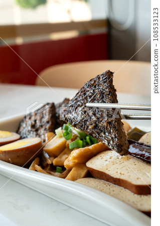 滷味 滷味拼盤 台灣小吃 美食 lu wei luwei 台湾風煮込み 滷味 滷味拼盤 台灣小吃 美食 lu wei luwei 台湾風煮込み 108533123