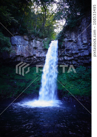 Izu/Manjo Falls 108533495