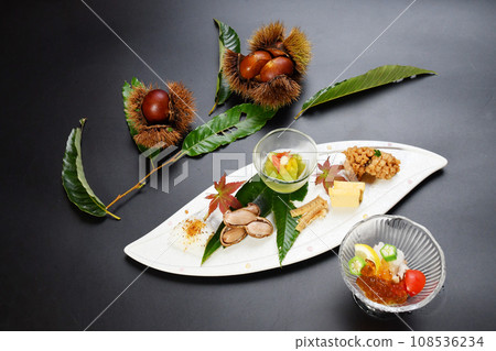 餐廳供應的日本料理：秋季開胃菜 108536234