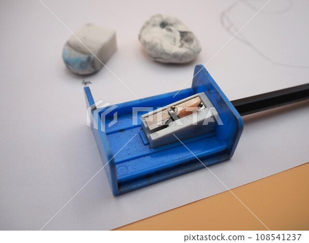 削鉛筆的圖像 削鉛筆的圖像 108541237