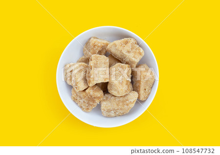 Coconut flower sugar, Palm sugar 108547732