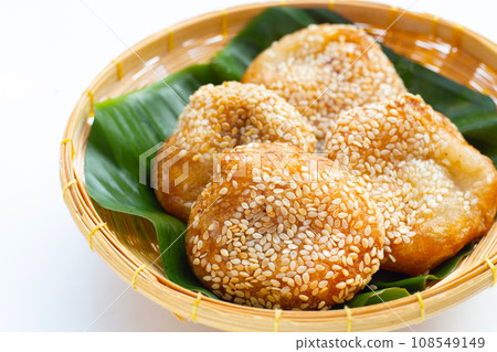 Sesame balls (Kai Hong). Thai dessert Sesame balls (Kai Hong). Thai dessert 108549149