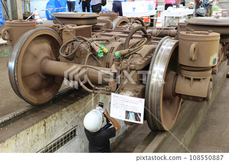Shinkeisei感謝Festa 2023in Kunugiyama火車站火車車輪、氣壓彈簧、驅動裝置(齒輪裝置) Shinkeisei感謝Festa 2023in Kunugiyama火車站火車車輪、氣壓彈簧、驅動裝置(齒輪裝置) 108550887