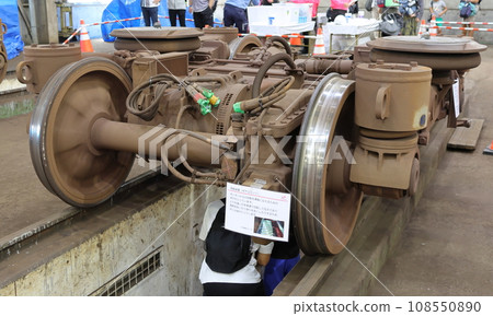 Shinkeisei感謝Festa 2023in Kunugiyama火車站火車車輪、氣壓彈簧、驅動裝置(齒輪裝置) Shinkeisei感謝Festa 2023in Kunugiyama火車站火車車輪、氣壓彈簧、驅動裝置(齒輪裝置) 108550890