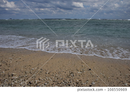 秋天的海邊 108550989