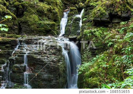 The delicate flow of Ryosen Falls 108551655