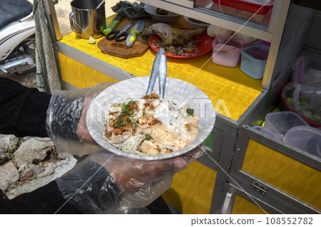 Traditional Indonesia food 108552782