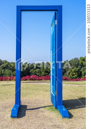 70 年世博會地膚公園秋葉鮮紅 70 年世博會地膚公園秋葉鮮紅 108553313