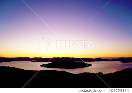 Lake Kussharo at dawn seen from Bihoro Pass Observation Deck, Hokkaido 108555354