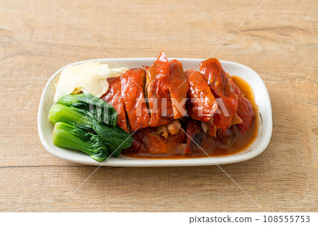 Peking duck or Roasted duck in Chinese style 108555753