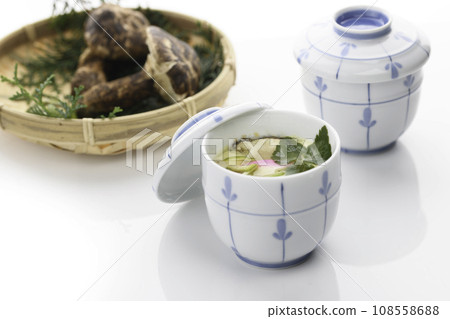 Chawanmushi with matsutake mushrooms Chawanmushi with matsutake mushrooms 108558688
