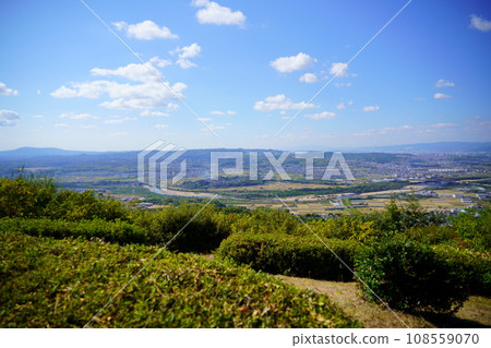 從萬鬼山展望台眺望大阪全景 從萬鬼山展望台眺望大阪全景 108559070