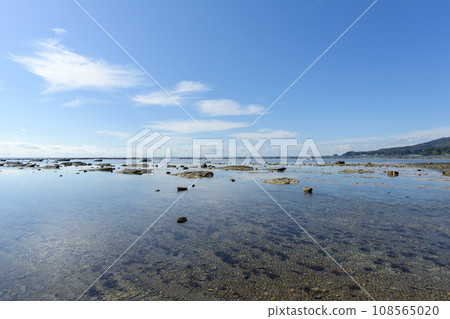 Unosaki coast on a clear day, Hokakejima seen in the distance, Oga Peninsula, Akita Prefecture Unosaki coast on a clear day, Hokakejima seen in the distance, Oga Peninsula, Akita Prefecture 108565020