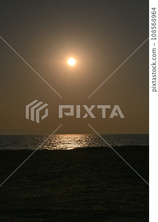 Scenery of Futtsu coast, Chiba Prefecture, Futtsu City, Boso Peninsula 108568964