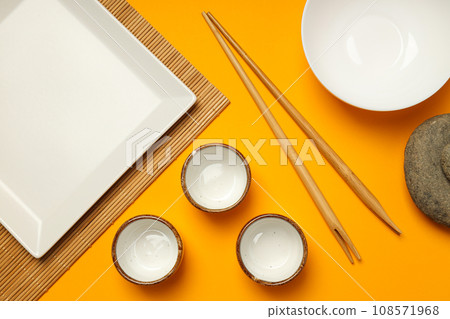 Different serving in world concept - Chinese serving or Chinese table setting 108571968