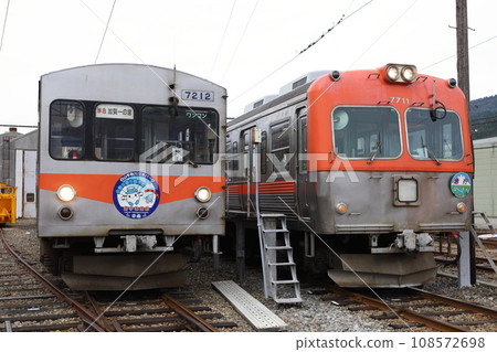 Hokuriku Railway Ishikawa Line vehicles Hokuriku Railway Ishikawa Line vehicles 108572698