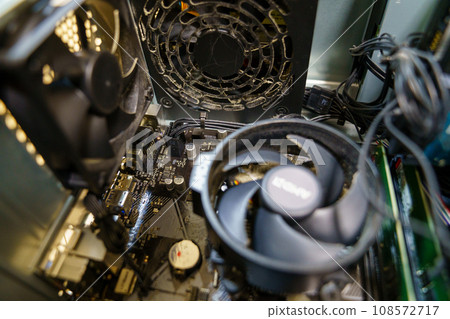 Inside the computer after cleaning 108572717