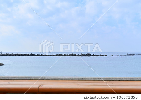 View of Katsuura Bay, Chiba Prefecture, Katsuura City, Boso Peninsula, Takaiso Park 108572853