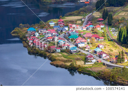 清晨陽光下的太石村 108574141