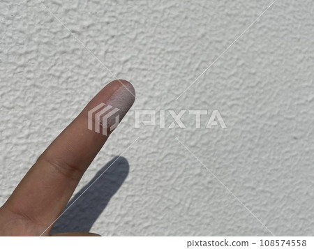 chalked exterior wall 108574558
