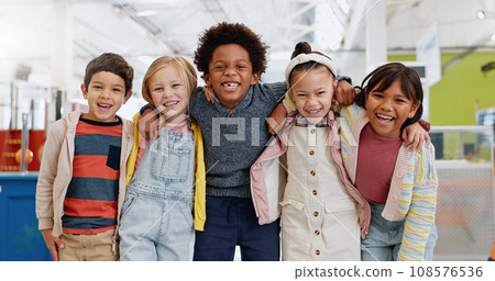 Science, portrait and group of children with happiness at convention, expo or exhibition for workshop. Student, kid or face with smile at tradeshow or scientific conference for knowledge or education 108576536