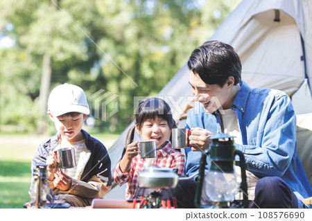 Family / family camp to camp with family Family / family camp to camp with family 108576690