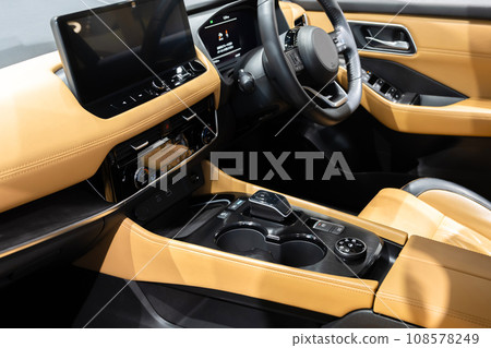 豪華車駕駛艙圖片 108578249