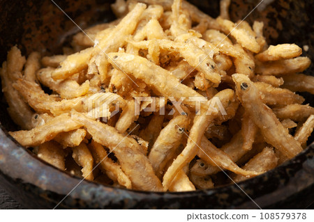 Deep-fried wagasaki 108579378