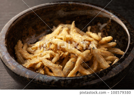 Deep-fried wagasaki 108579380