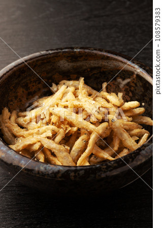 Deep-fried wagasaki 108579383