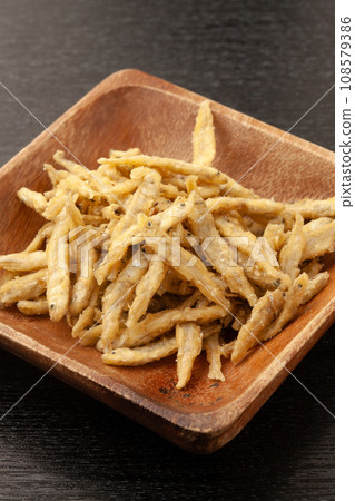 Deep-fried wagasaki 108579386