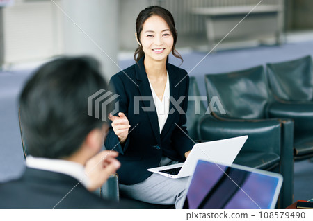 business people having a meeting 108579490