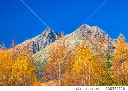 Lomnica Peak in autumn season. Lomnica Peak in autumn season. 108579620