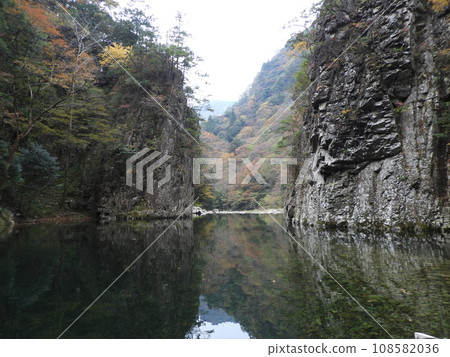 11月的三段峽美景 11月的三段峽美景 108582036