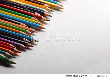 Color pencils set, row wooden color pencils isolated on white background. colored pencils for drawing. copy space 108587667