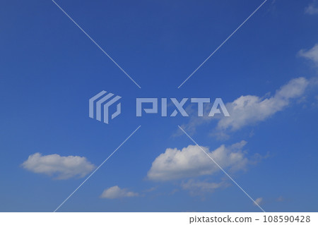 藍天和白色雲彩 藍天和白色雲彩 108590428
