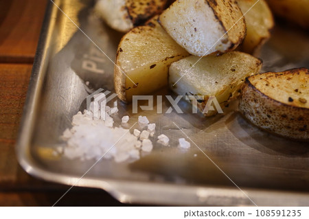 烤馬鈴薯 108591235