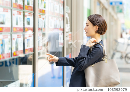 尋找房地產的女人 108592979