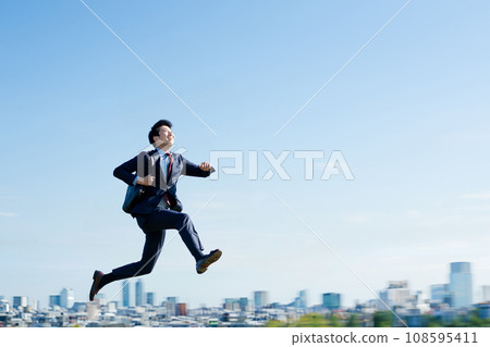 商人飛躍形象 商人飛躍形象 108595411