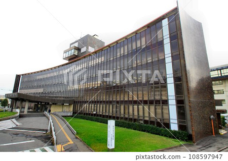Shibuya/Shiki is the city hall of three brothers!?… 53 years of history will soon be closed [Kasukabe City Hall] 108597947