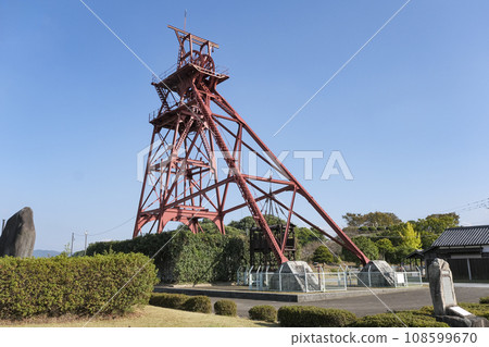 Remains of a hoist used in a coal mine 108599670