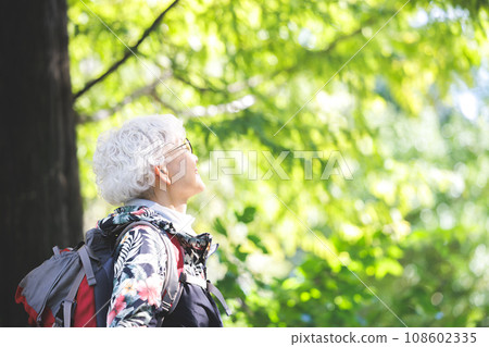 Senior mountaineering Senior mountaineering 108602335