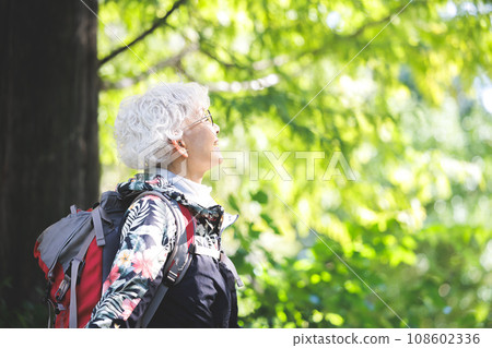 Senior mountaineering Senior mountaineering 108602336