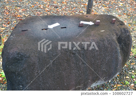 Ishigaki stone arrow hole processing Ishigaki stone arrow hole processing 108602727