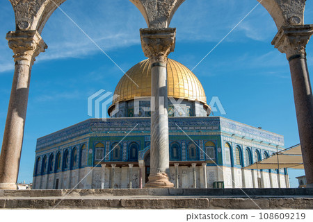 Dome of the Rock, Jerusalem, Israel. The place is sacred for Muslims, Christians and Jewish religions 108609219