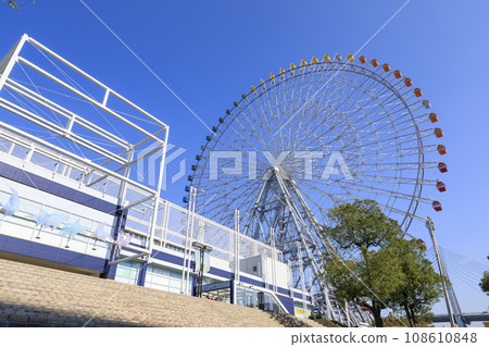Minato Ward, Osaka City Tempozan Marketplace and Tempozan Ferris Wheel 108610848